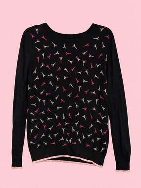 Elle Eiffel Tower stitched Sweater Size XL